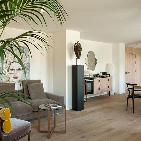Hotel Me Barcellona Esterno foto Interior of a serviced apartment in Paris