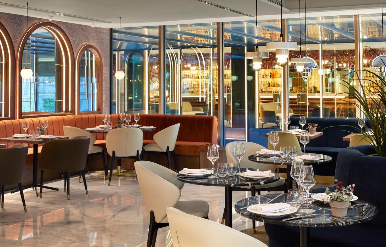 Hotel Me Barcellona Esterno foto The interior of the restaurant